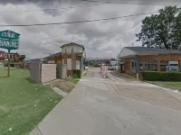 Cole Manor Motel By Oyo Love Field Market Center