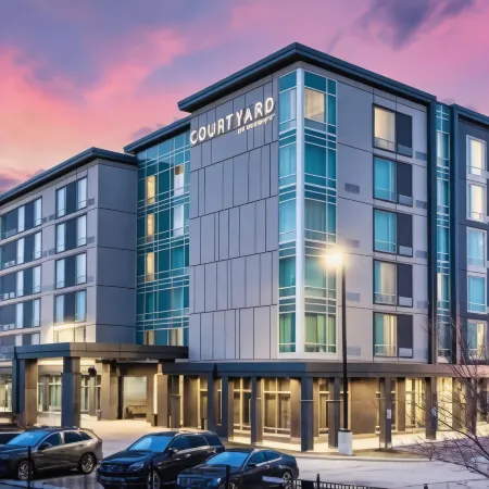 Courtyard Burlington