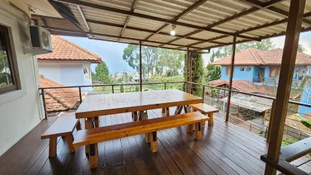 Villa Nuansa JB-8 3 Br with Private Pool Отели рядом с достопримечательностью «NuArt Sculpture Park»