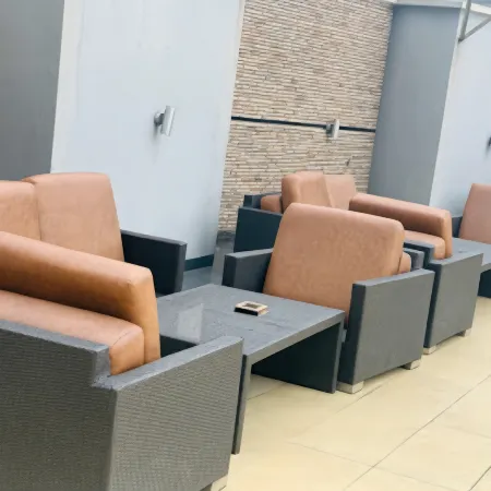 Owu Crown Hotel - Regular