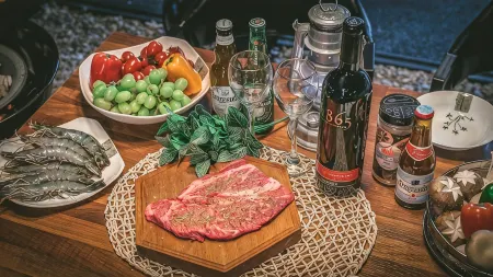 Sacheon Azule Poolvilla Отели рядом с достопримечательностью «Samcheonpo Bridge Park»