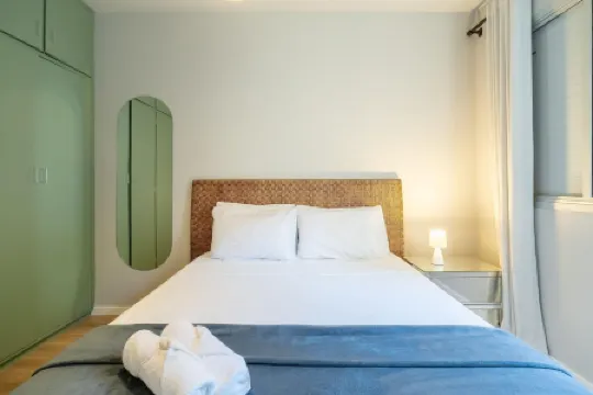 Apto Central a 600m da Beira-Mar Norte Sgs0106 Отели рядом с достопримечательностью «Penhasco Casa de Eventos»