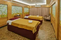 Mayfair Himalayan Spa Resort - spa