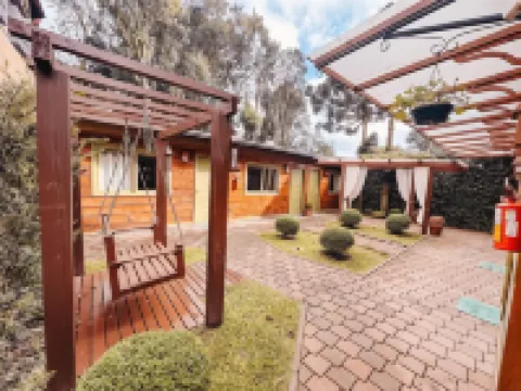 Pousada Charm 卡內拉