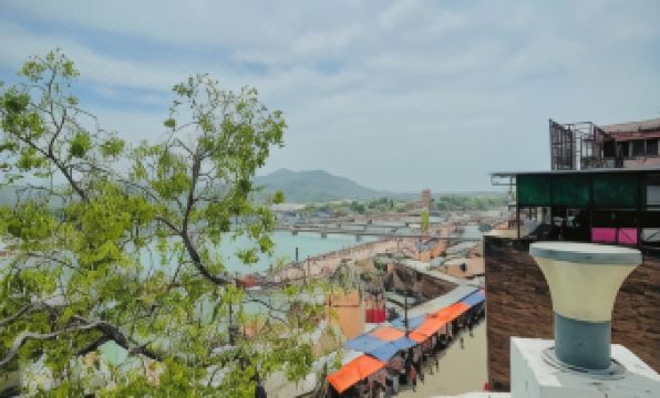 Hotel Har Ki Pauri - Housity