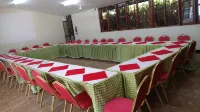 Maghonyi Hotel