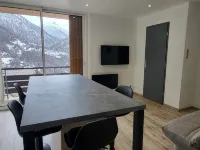 SEASONAL RENTAL RENOVATED STUDIO 35M2 IN ORCIÈRES - Homestays
