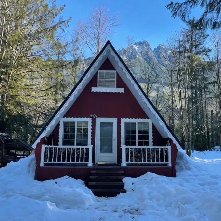 Enchanting A Frame Cabin in Baring - Perfect for a cozy getaway