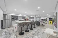 Union Oasis: Hot Tub, Grill, Gym, Games, Massage chair, EWR 10min, NYC 30 min