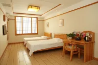 No. 18 Hot Spring Club Hall, Taihuwan Bay, Gaizhou