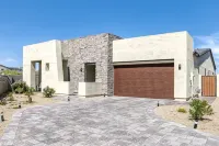 Resort-Style Gated, Pool Gym Near Downtown Phoenix & Chase Field Hiking Mountain - 방갈로