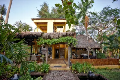 فاكيشن فيليدج فرا نانج لانتا Hotels near شاطئ  تا نود