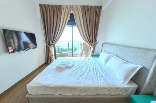 Spectacular Seaview Apartment at Forest City