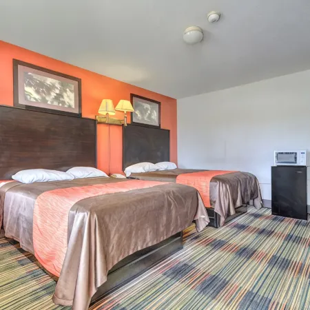 OYO Palm Leaf Motel