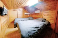 Rock Villa Karuizawa - Mountain View Forest Retreat Built on Rock โรงแรมใน