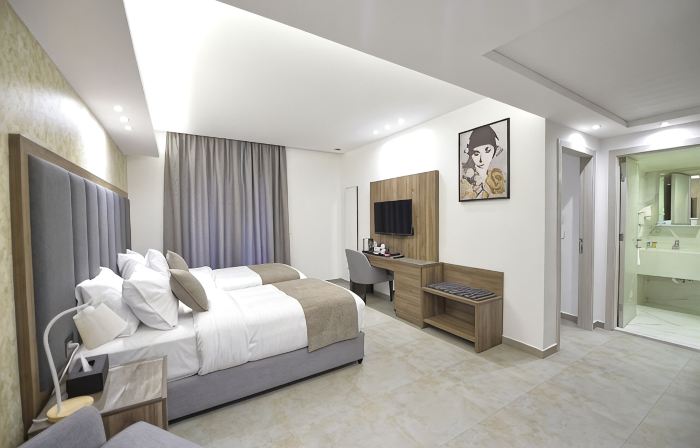 Zett Hotel