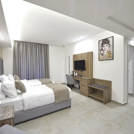 Zett Hotel