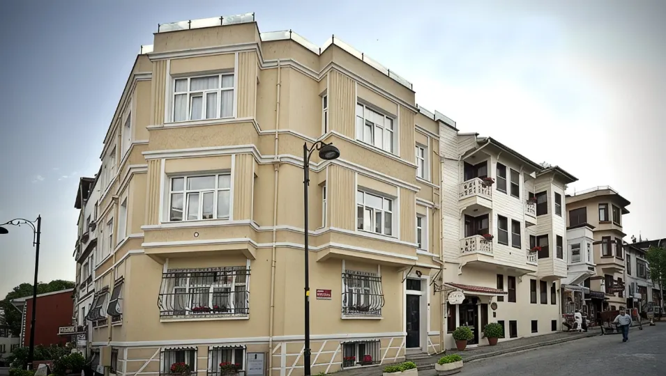 Hotel Sari Konak