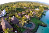 Le Lagoto Resort & Spa Hotel di 