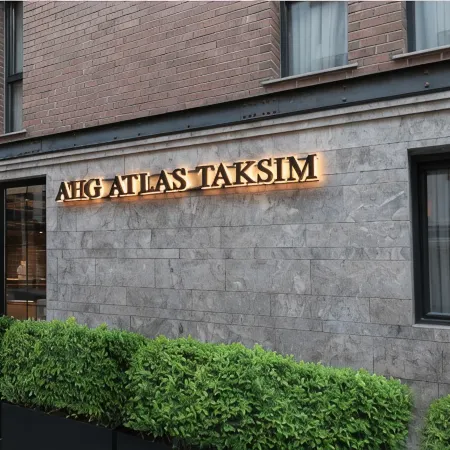 AHG Atlas Hotel Taksim Отели рядом с достопримечательностью «Стадион Kasımpaşa»