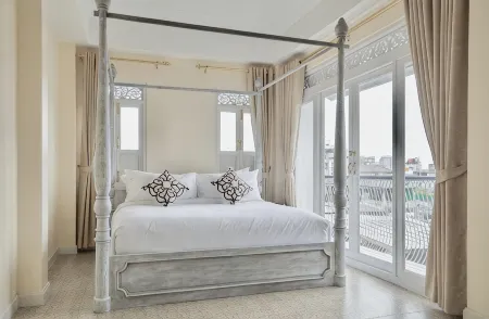 Noursabah Boutique Bed Bangkok