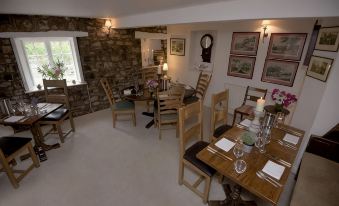Fox and Hounds Llancarfan