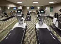 DoubleTree by Hilton San Francisco South Airport Blvd - parking