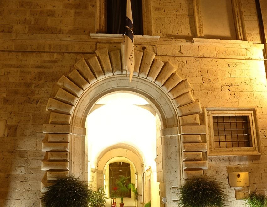 Palazzo Guiderocchi - Housity
