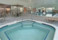 Comfort Suites - Hot Tub