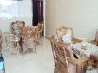 Qiuweifeng Inn - Inns