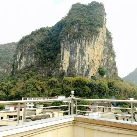 Yingfeng Xiaozhan Hotel