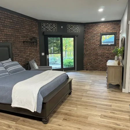 Cozy studio with WiFi and AC in enjoyable Fort Wayne.
