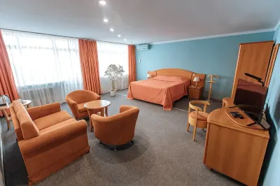 DIS President hotel (Дис Президент) Отели в г. 