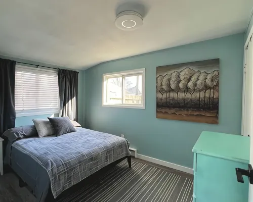 Little Blue on Second St! Cozy & close to the beach, pub, bar, and downtown! Hotels in Elgin County