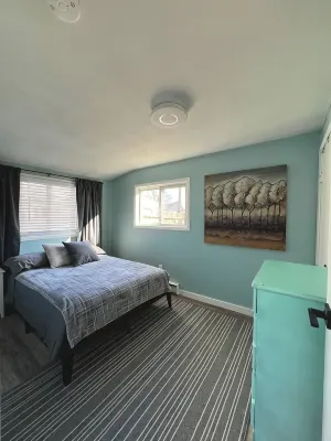 Little Blue on Second St! Cozy & close to the beach, pub, bar, and downtown! - Wi-Fi