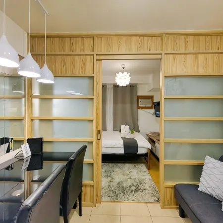 Citispace 1BR Unit Ridgewood Towers Near BGC #RW03