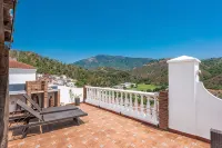 Spacious 3 Bedroom Townhome with Stunning Mountain Views in Benahavis Village