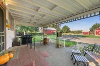 Historic 1915 Wine Country Home: 3 Queens, 2 Twins, WiFi & AC, 23 Acres - 3-Star