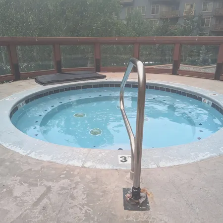 Location! location! location! Steps from the Eagle chair lift.