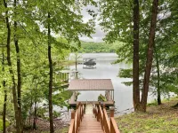 Lakefront Cottage with Private Dock on Norris Lake - 4 tähden