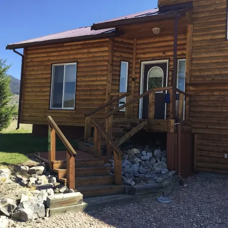 Polaris Paradise Elkhorn, Entire Townhouse in scenic Polaris, MT