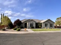 Entire Home with TESLA Charger & RV Parking - 4-Star