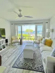 Oceanfront ground level recent remodel at Kona Isle - 4-Star