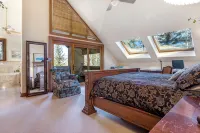 Alpine Mansion, 9Bd + Loft Br Sleeps 26 Huge 8000 sq ft Exclusive Beaver Creek!