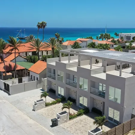 High-End Villa ~ Walk to Beach ~  Private Pool ~ Ocean View