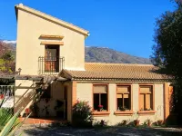 Casa Champasak, Alpujarra Granada, VTAR/GR/01097 Hotels in Orgiva