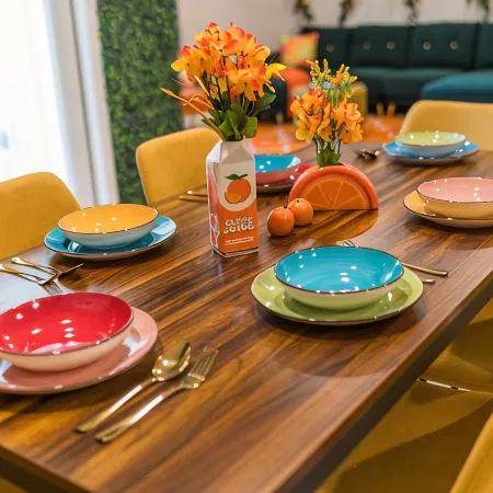 Citrus Cottage: Comfy - Hwy 10 - Peaceful Retreat
