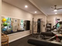 Beachfront  / Corner  / Renovated / 2nd floor condo unit: F-204 - 프라이빗 풀
