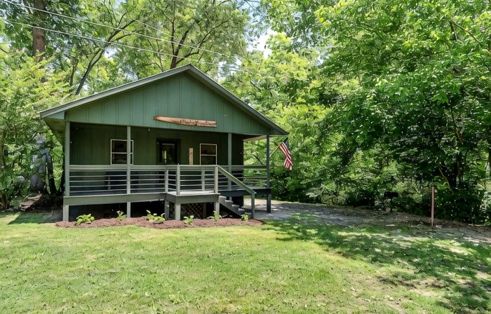 Cozy Retreat on the Obey River near Dale Hollow Lake