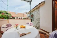 Apartments Ivica - Hot Tub